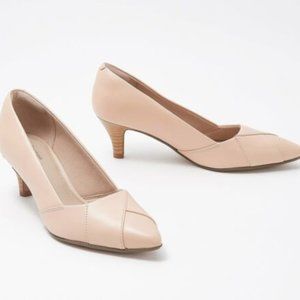 NWT Clarks Linvale Sage Leather Kitten Heels